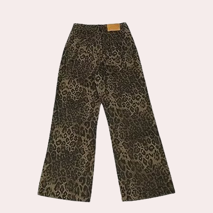 Trendige Damenjeans mit Leopardenmuster