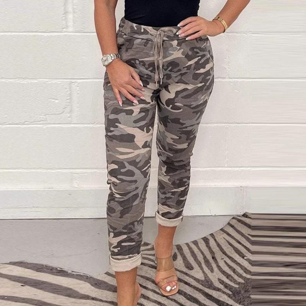 Penelope - Stilvolle Damen-Camouflagehose mit Luxuskomfort