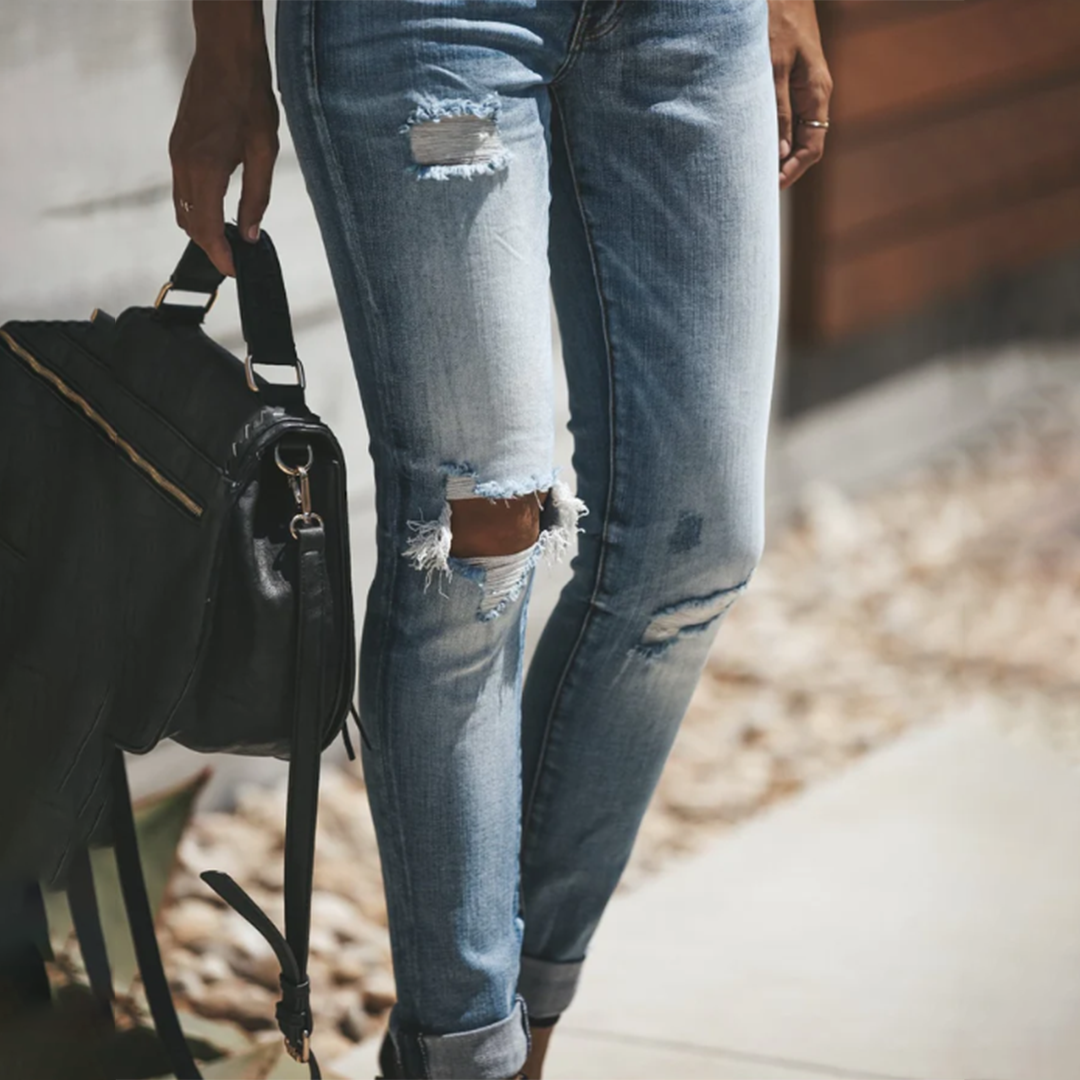 Zerrissene Jeans für frauen